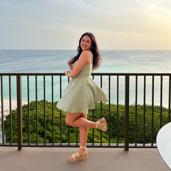 Meet your Posher, Kate - Picture 1 of 1